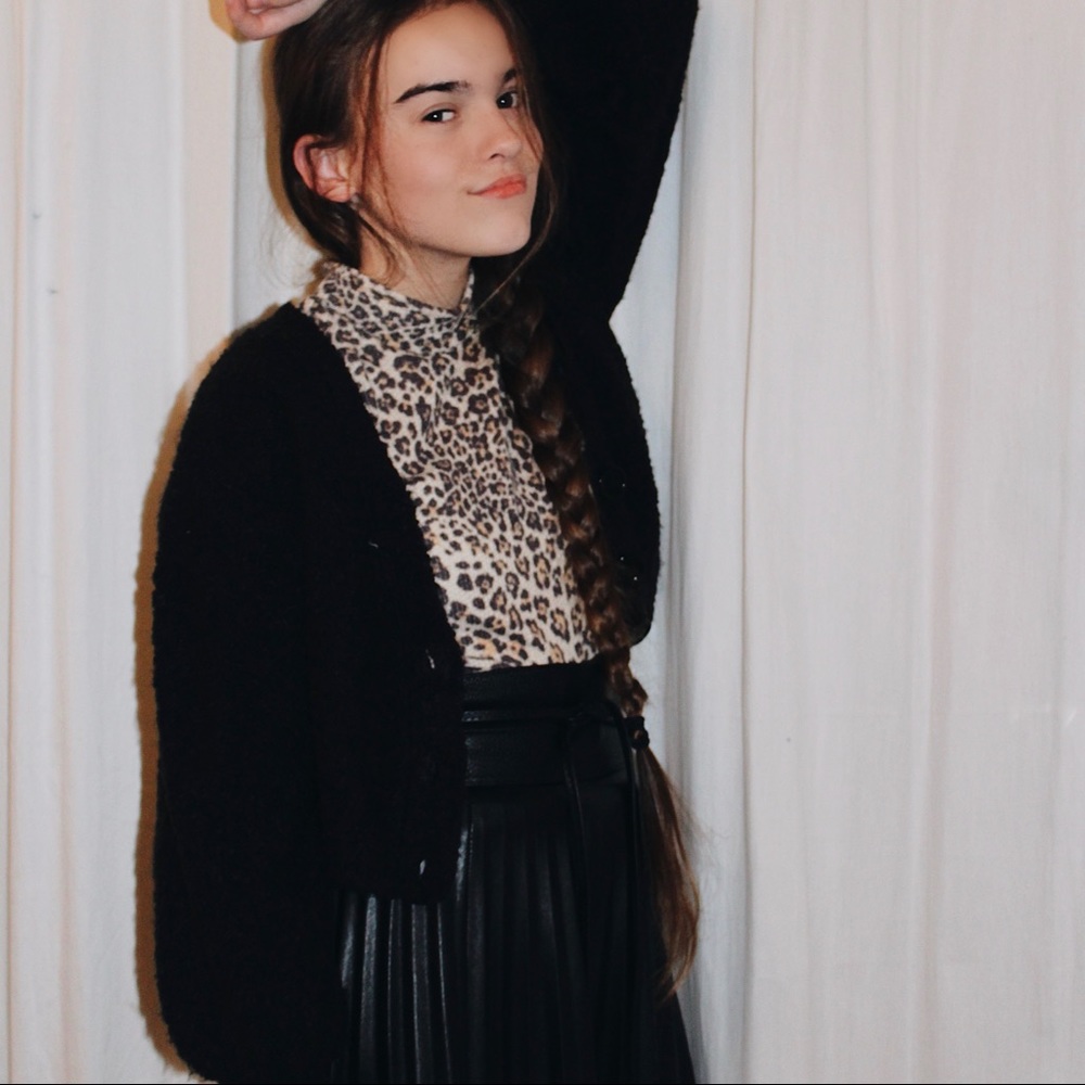Meet your Posher, Alexis